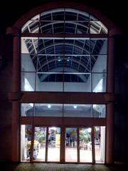 SOLIS. Монтаж оконных пленок. Тонировка окон.